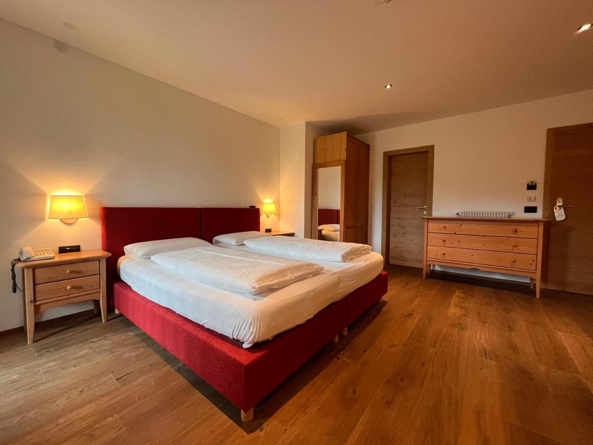 Hotel Krondlhof Brunico Esterno foto