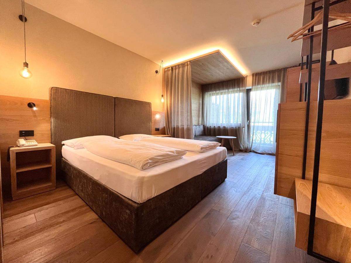 Hotel Krondlhof Brunico Esterno foto