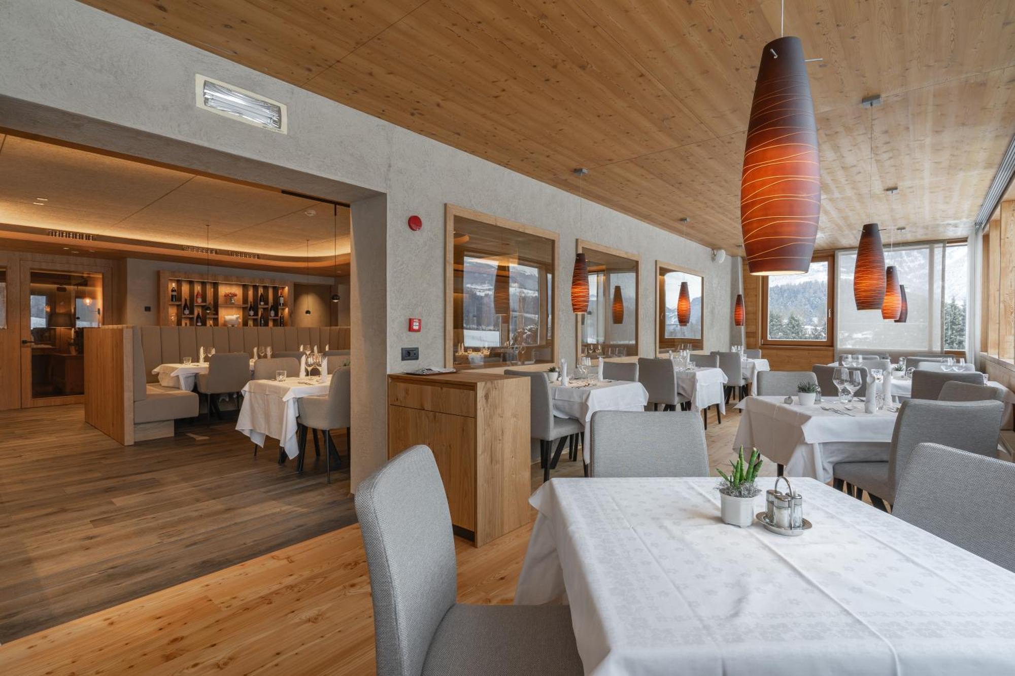 Hotel Krondlhof Brunico Esterno foto