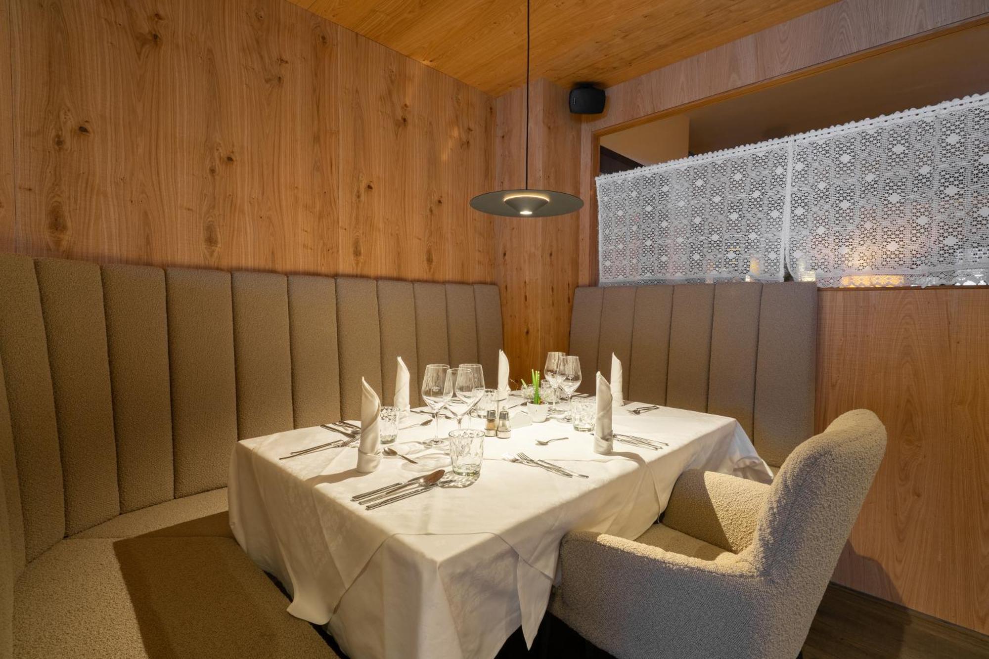 Hotel Krondlhof Brunico Esterno foto