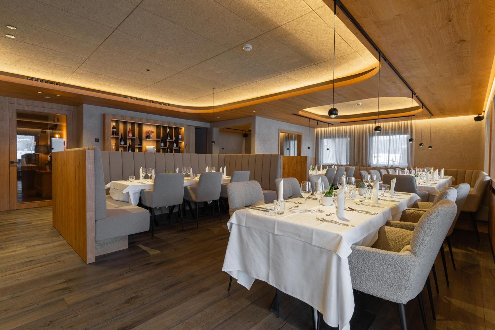 Hotel Krondlhof Brunico Esterno foto