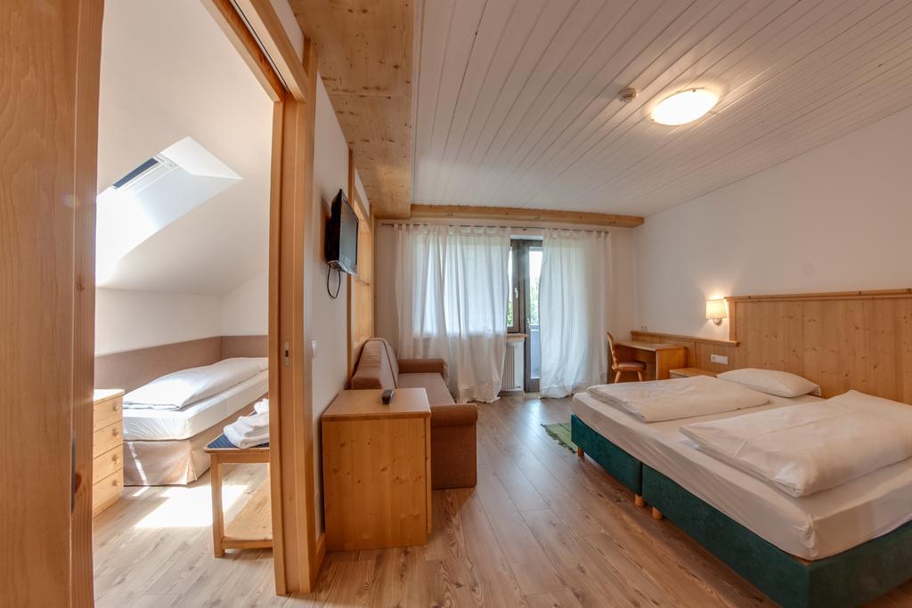 Hotel Krondlhof Brunico Camera foto