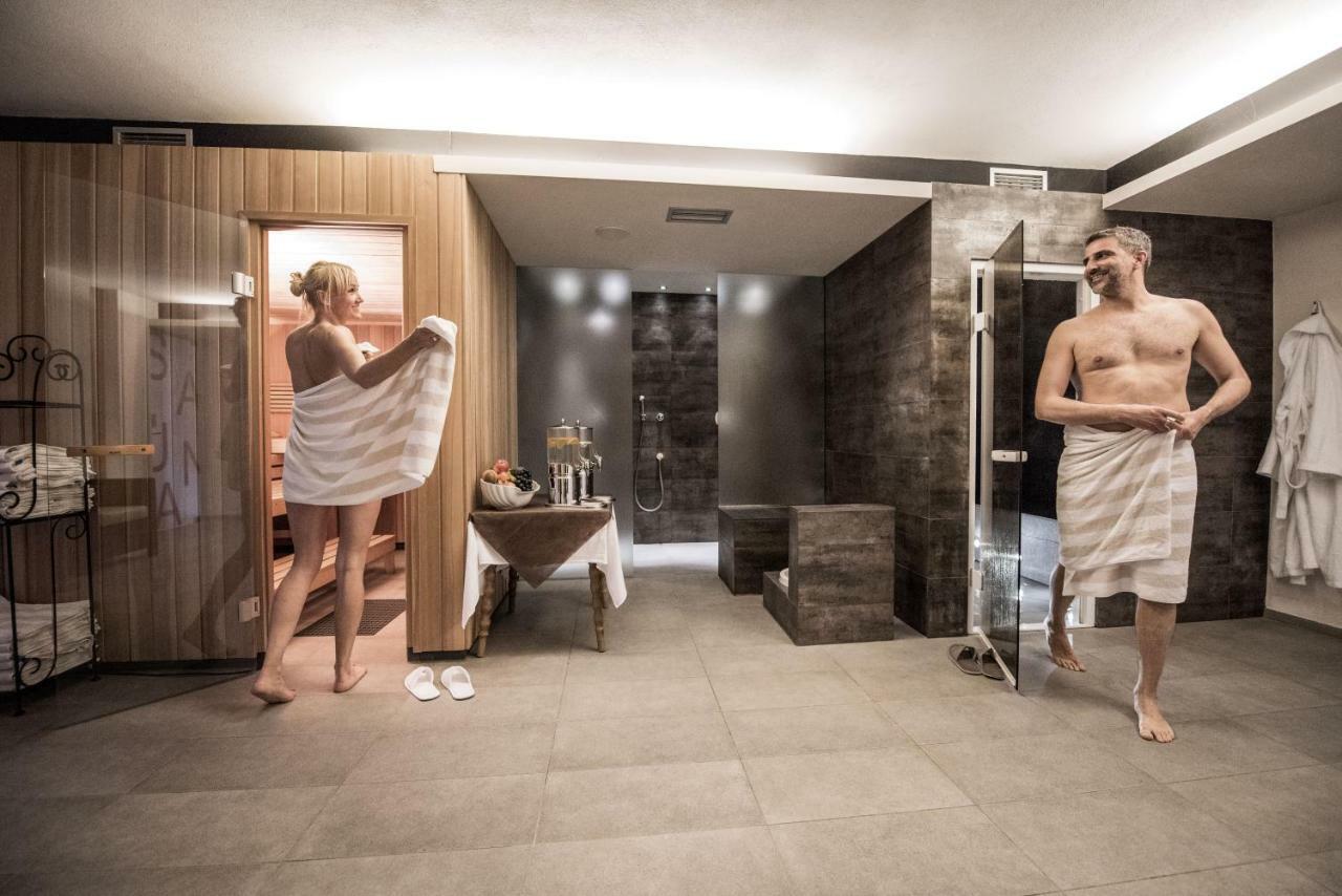Hotel Krondlhof Brunico Esterno foto